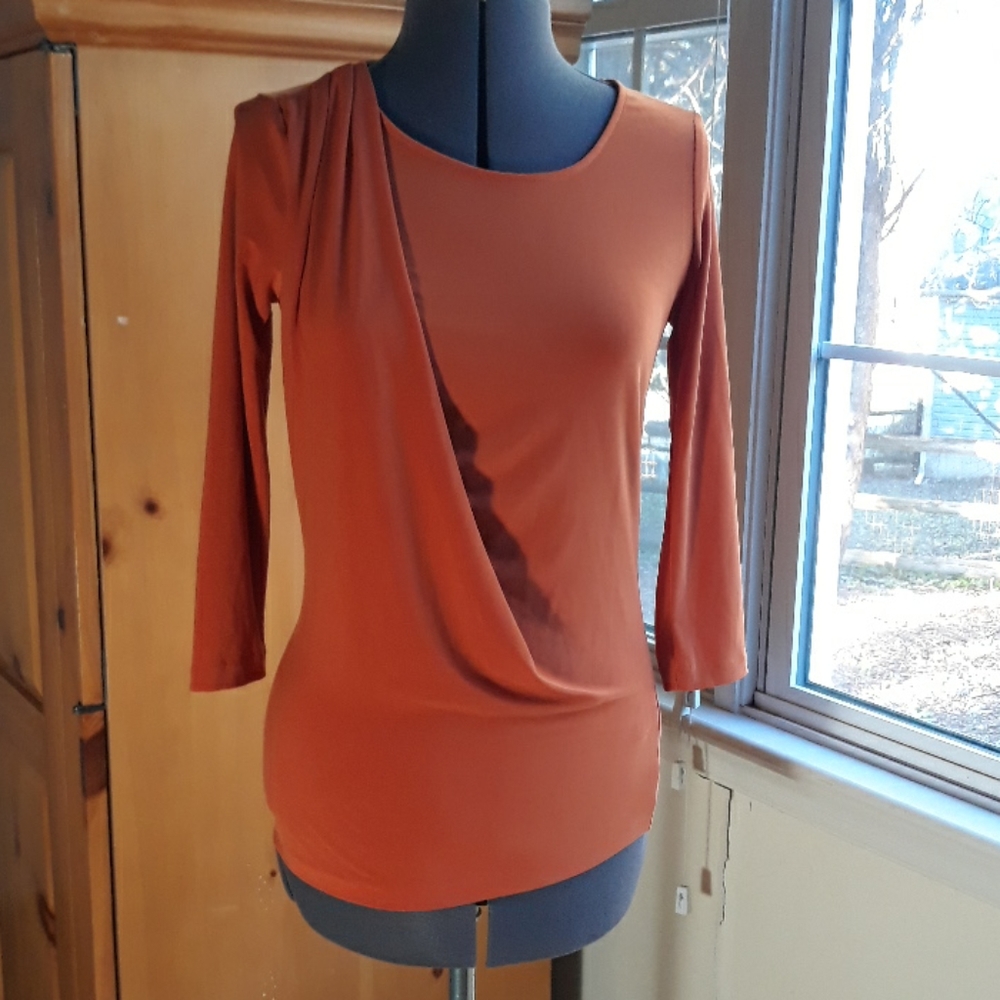 NEW VINCE CAMUTO BLOUSE